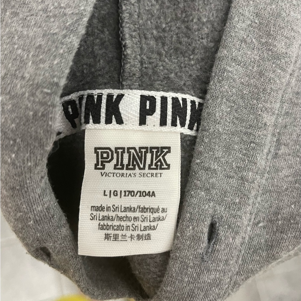 🩷VICTORIA’S SECRET PINK HOODIE SWEATSHIRT - Picture 3 of 3